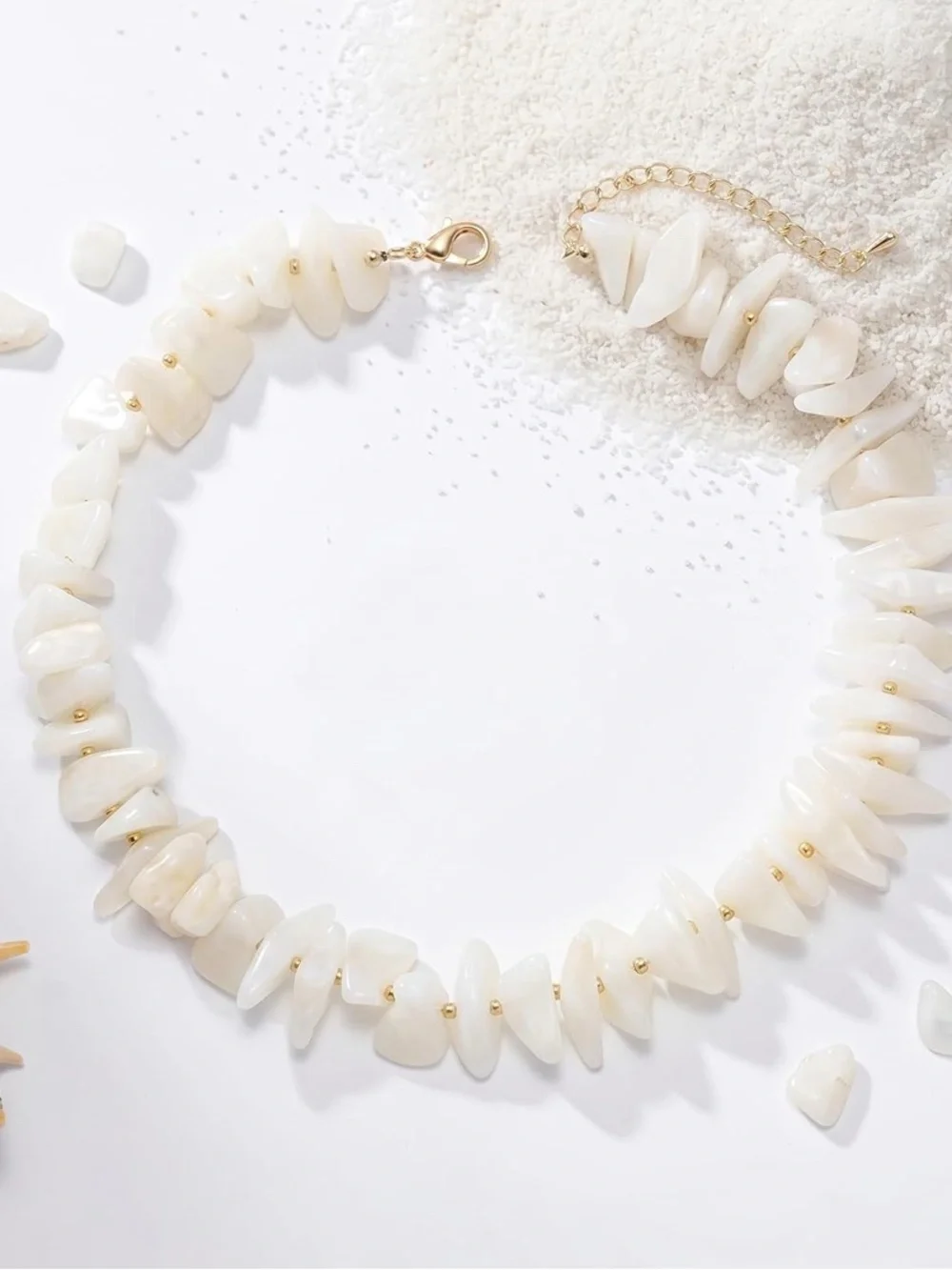 Cream White Chip Summer Choker Necklace